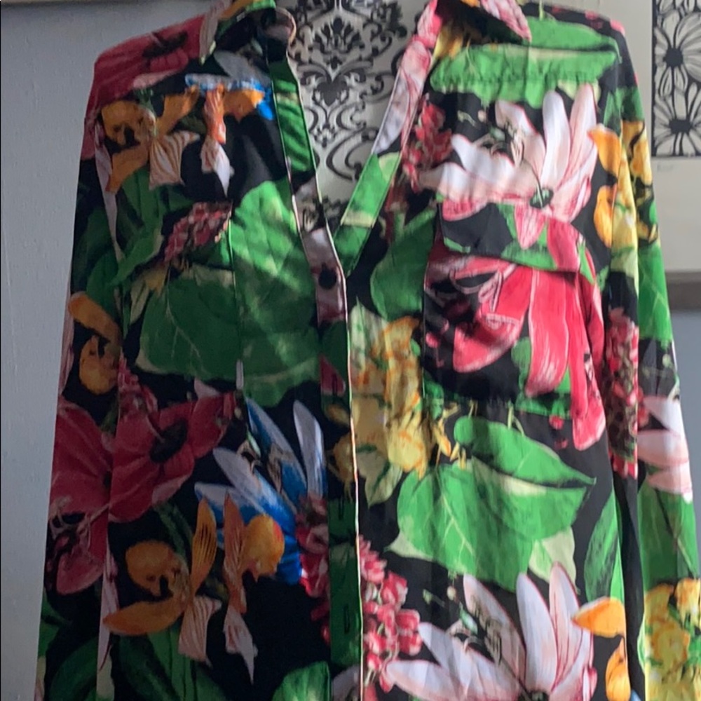 sheer blouse xl euc worn once - Picture 5 of 6